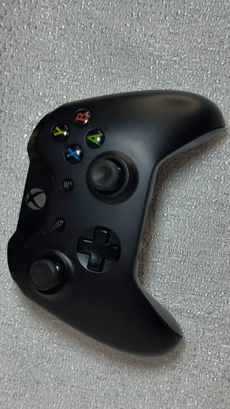 Microsoft Xbox One Wireless Controller